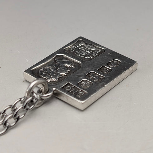 1977 British sterling silver jubilee ingot pendant 14g with necklace DNG